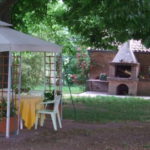 agriturismo le quattro rose in provincia di padova giardino